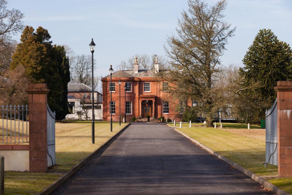Woodland House Hotel Dumfries Eksteriør bilde