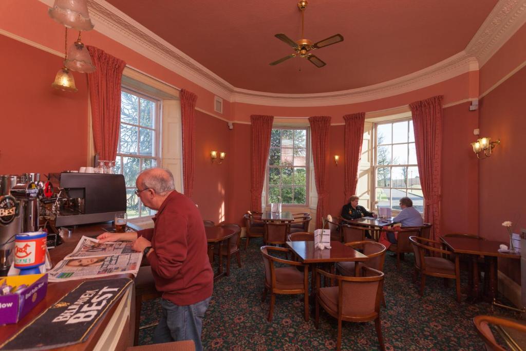 Woodland House Hotel Dumfries Eksteriør bilde